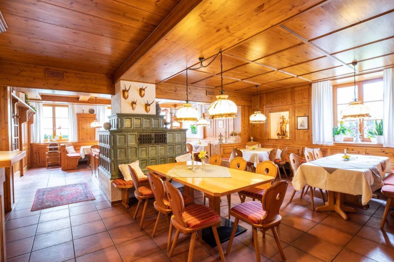 Landgasthof Sonne Lauchheim Exterior foto